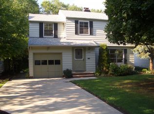 5135 Spencer Rd, Lyndhurst, OH 44124