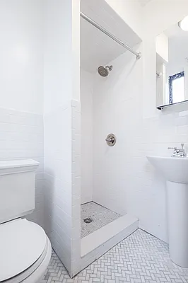 Rented by Keller Williams NYC | media 11