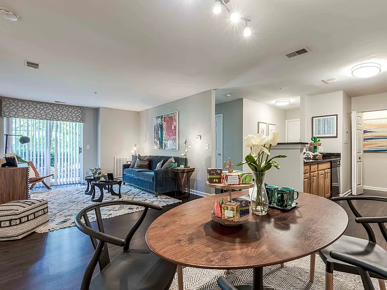 The Reserve at Ballenger Creek — Photo 15