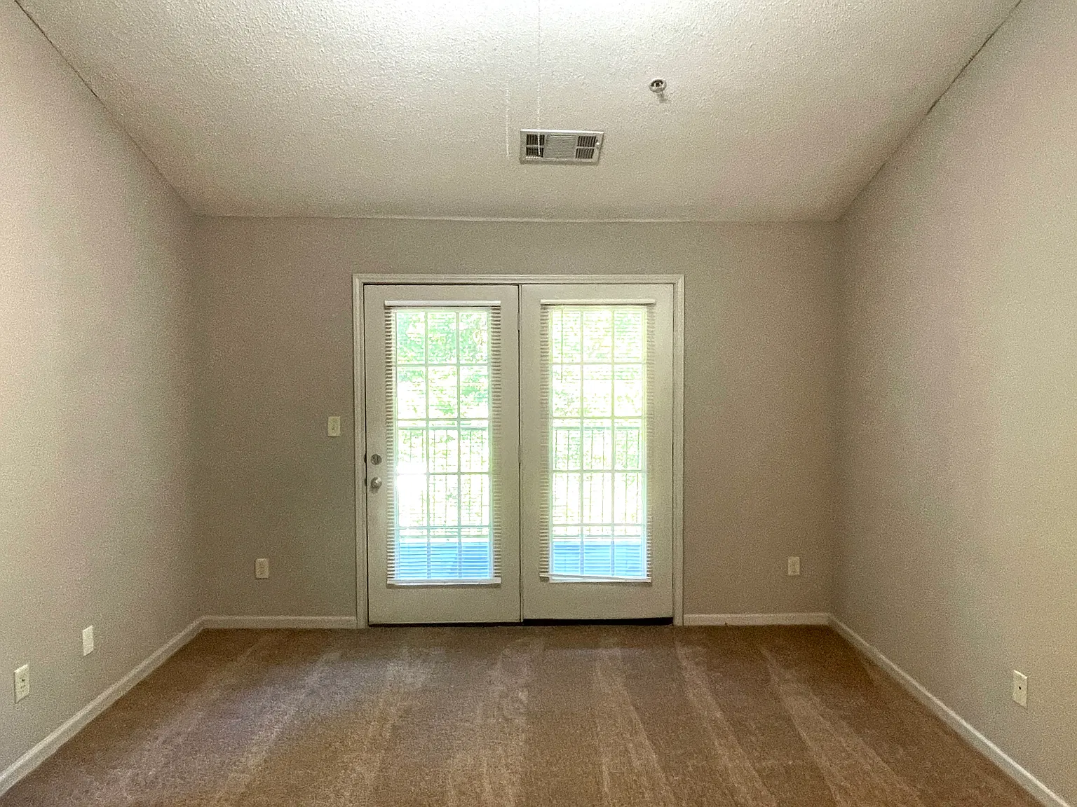 2 bed, 1120 sqft, $1,200 — Photo 4