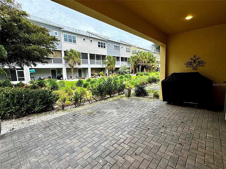 3231 Nautical Pl S — Photo 24