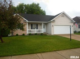 5524 Brookmere St, Edwards, IL 61528