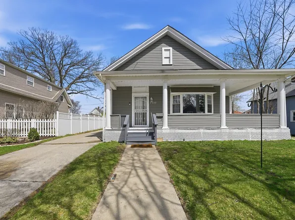 2520 Walnut St, Blue Island, IL 60406