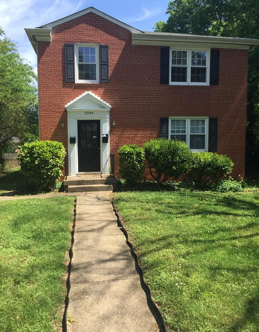 2 bed, 1120 sqft, $1,875 — Photo 1