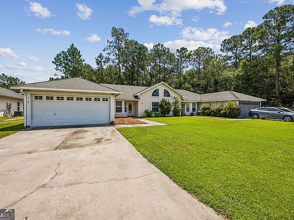 4th image of 110 Magnolia Ct