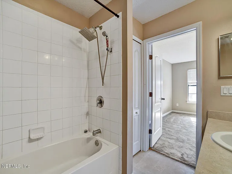 480 Cabernet Pl — Photo 36