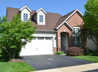 1167 Kingsley Ln, Aurora, IL 60505