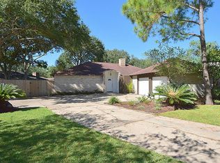 12110 Wedgehill Ln, Houston, TX 77077