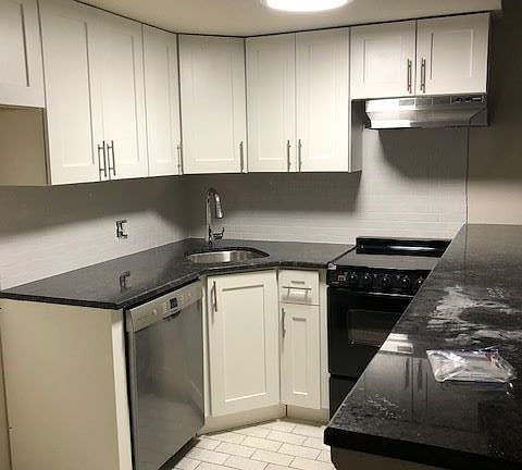letitia 402 kitchen