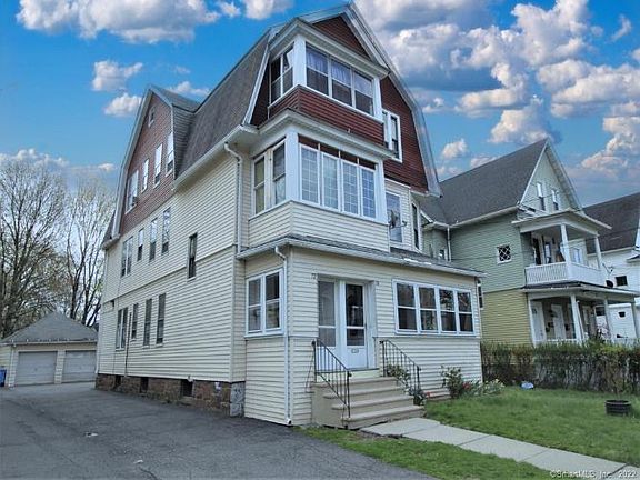 3rd image of 52 Campfield Ave