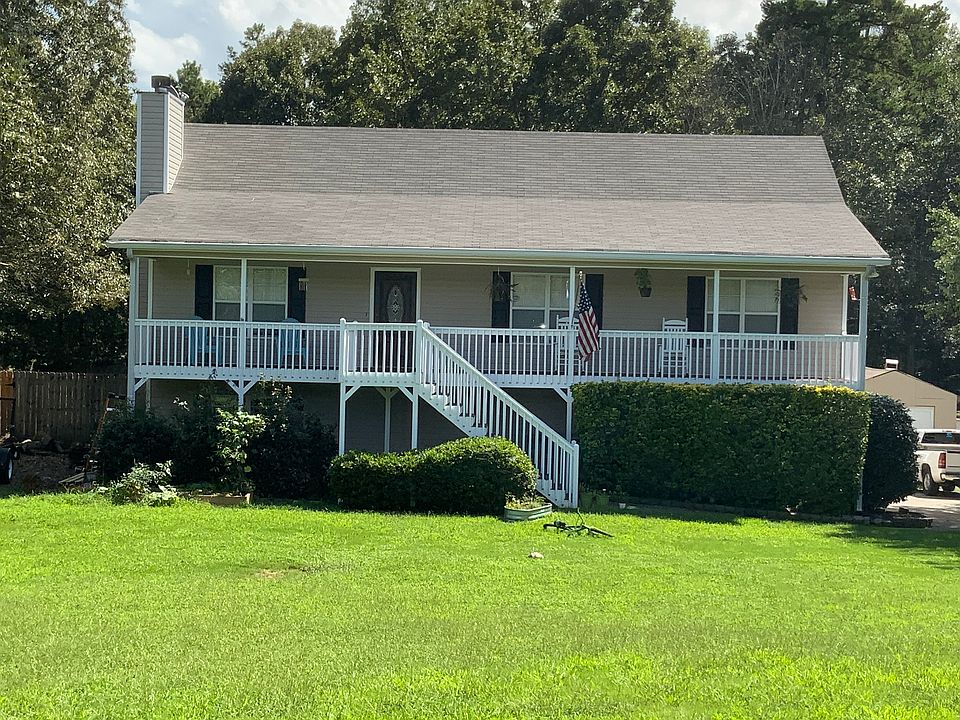 1st image of 52 Woodhaven Ct SW