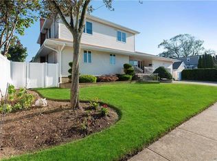 45 McKinley Pl, Massapequa, NY 11758