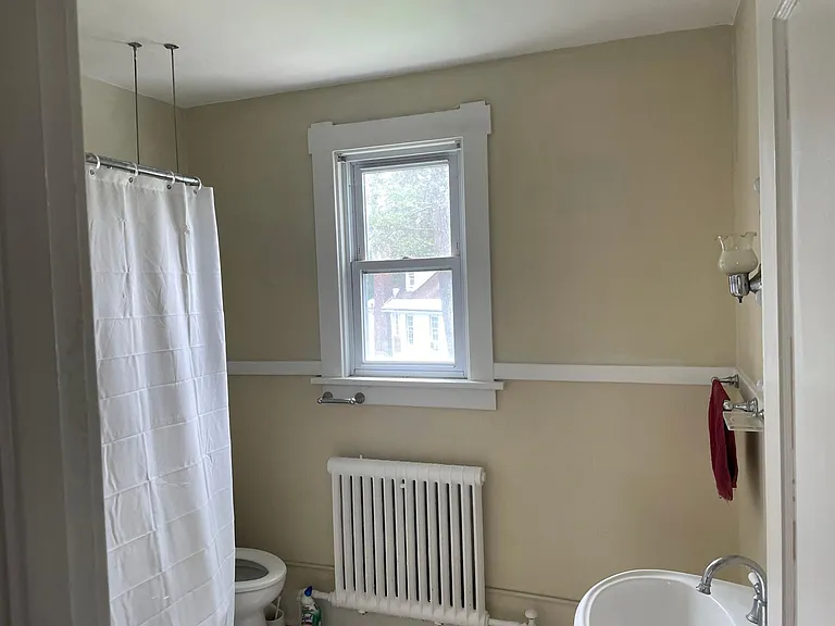 875 Warren St #2 — Photo 3