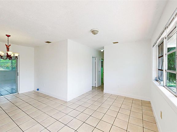 4th image of 15611 SW 296th St