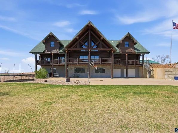 47065 308th St, Beresford, SD 57004