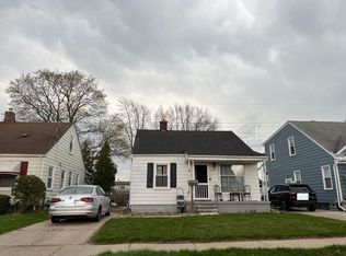 3787 Trumbull St, Trenton, MI 48183