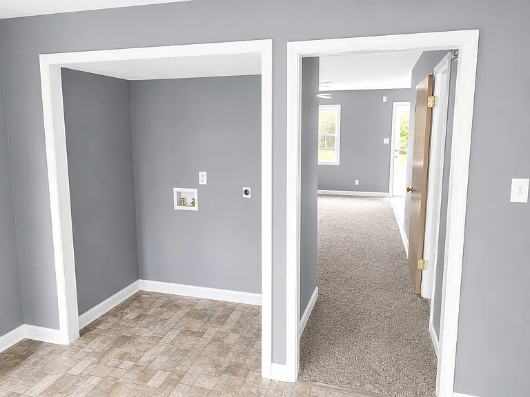 973 Odom Dr — Photo 8