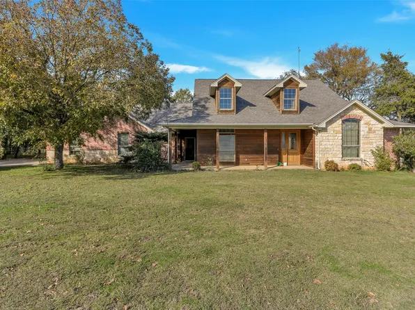 128 Plantation Oaks Ct, Springtown, TX 76082