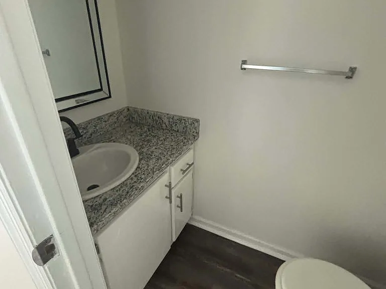 4 Brookwood Cir — Photo 7