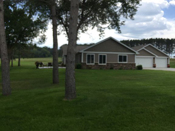 2nd image of 1466 Long Lake Dr