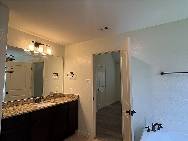 21326 Echo Manor Dr — Photo 28