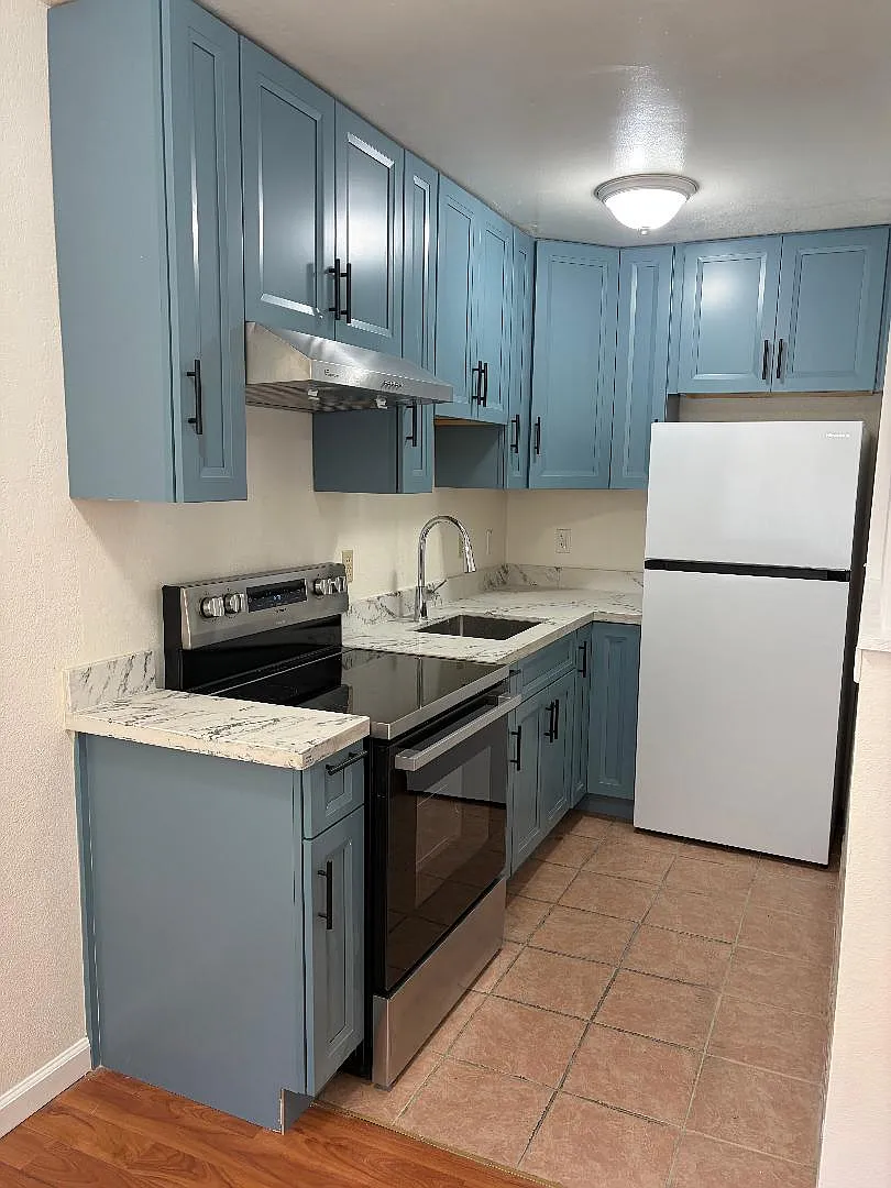1625 Alum Rock Ave — Photo 2