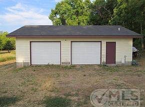 Detached garage/workshop