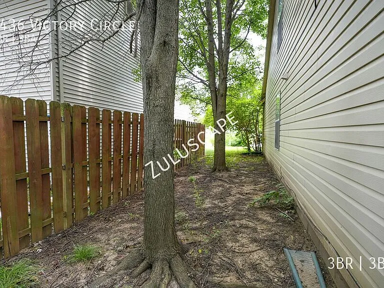 4436 Victory Cir — Photo 24