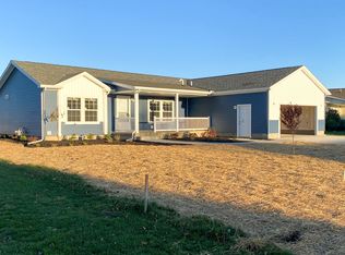 3130 Jacks Fairway, Nashport, OH 43830