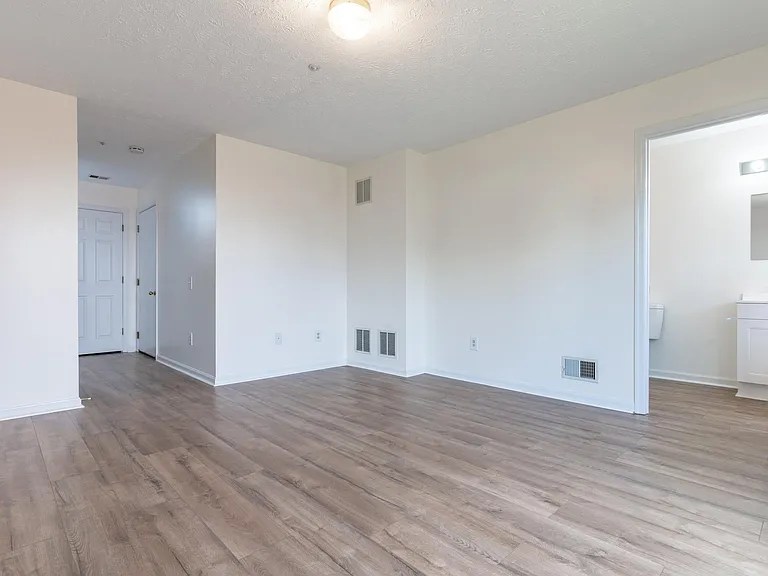 5601 Ashburn Ter — Photo 31