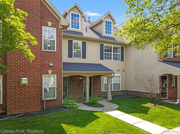 4208 Berkeley Ave, Canton, MI 48188