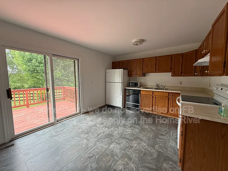 15795 Montresor Rd — Photo 3