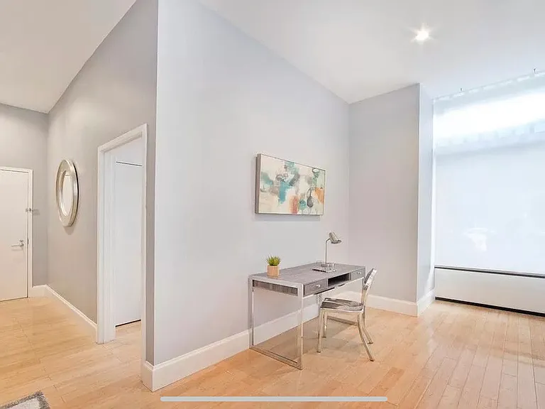 118 Greenpoint Ave #1D — Photo 1
