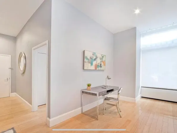 118 Greenpoint Avenue image 1 of 10