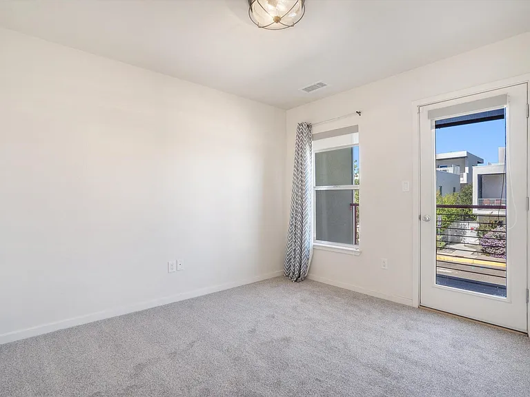 3936 Silver Ave SE — Photo 21