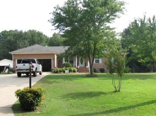 265 Chris Jon Ln, Savannah, TN 38372