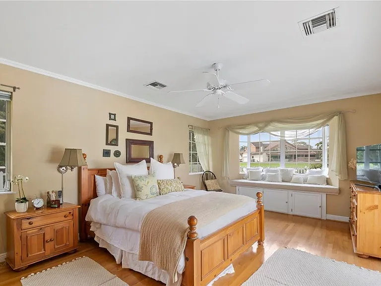 16220 SW 88th Ave — Photo 15