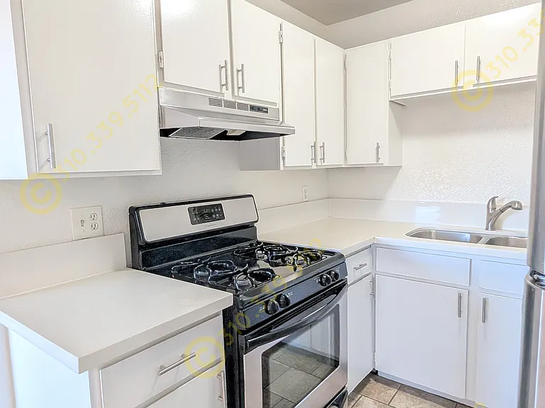 3395 S Vinton Ave #401 — Photo 16