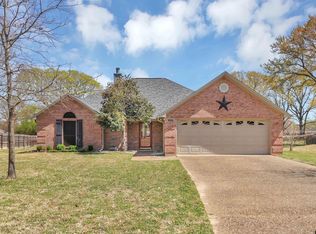 314 Briarcrest Dr, Chandler, TX 75758