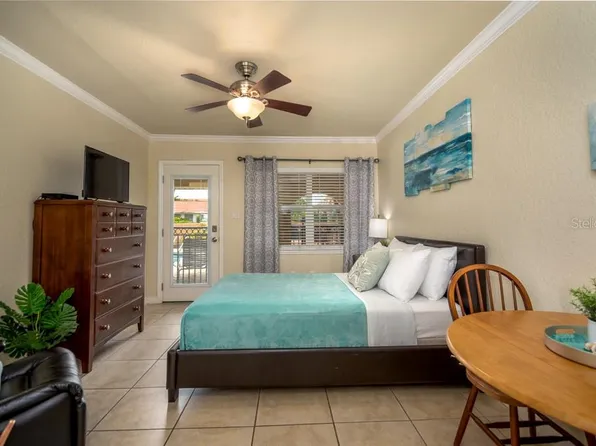 17505 Gulf Blvd #9, Redington Shores, FL 33708