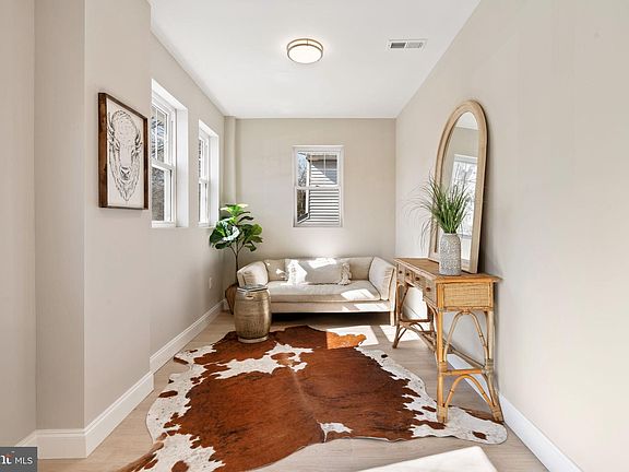 2nd image of 104 Cornell Ave