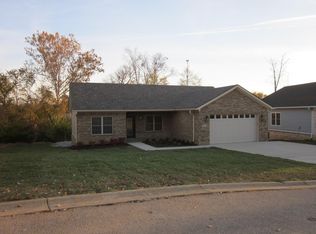 121 Bayberry Dr, Winchester, KY 40391