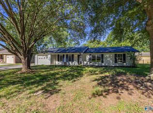 1220 Kathy Ln SW, Decatur, AL 35601