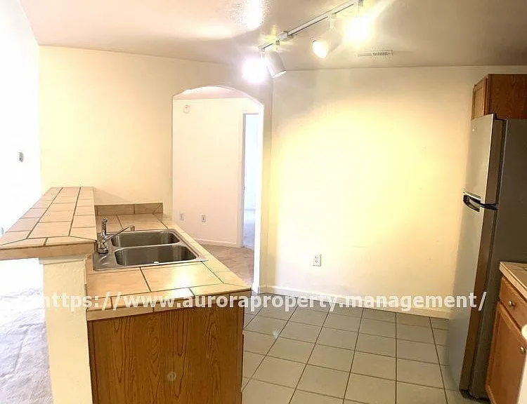 5765 N Genoa Way #1-305 — Photo 10