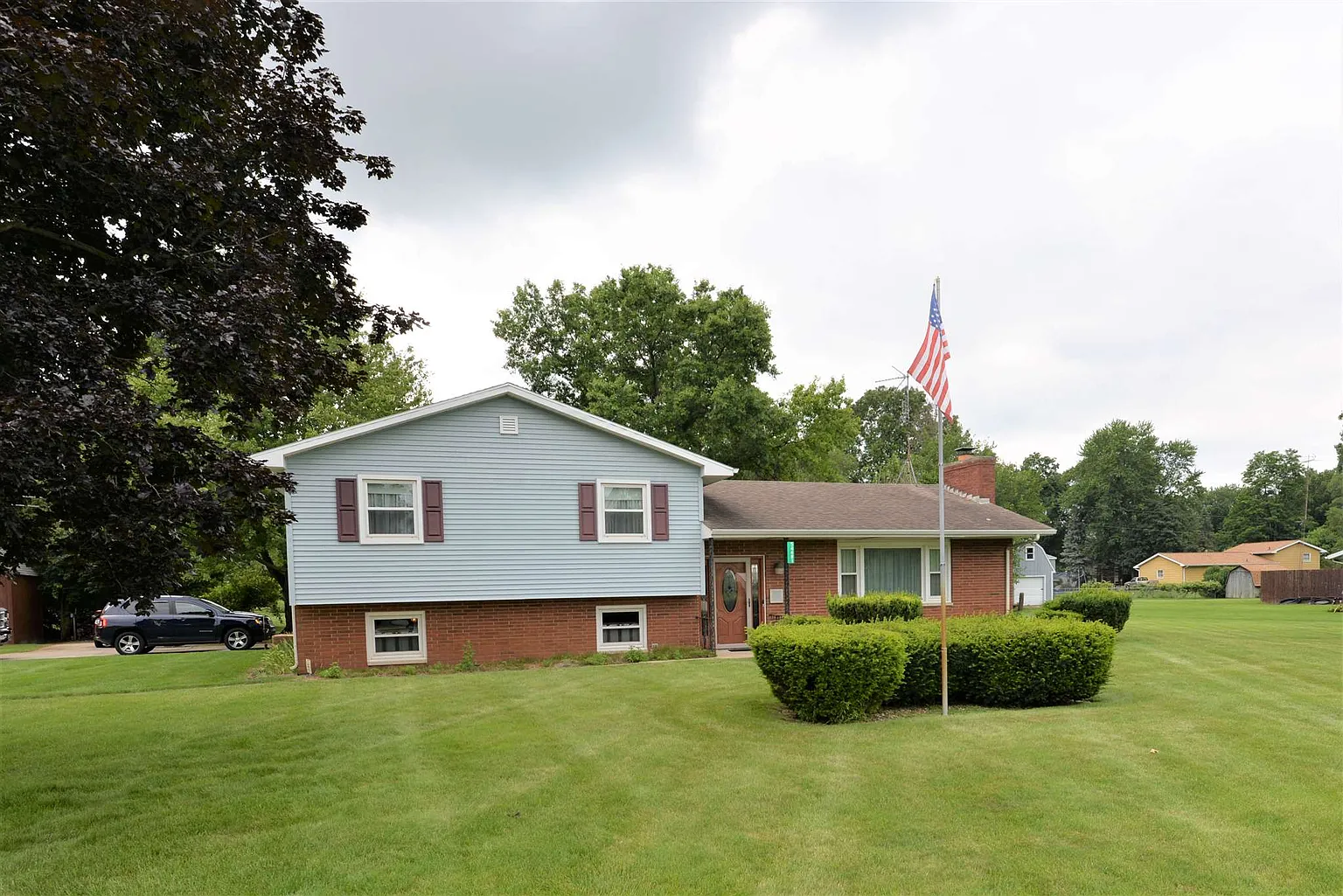 54481 Ash Rd photo 1
