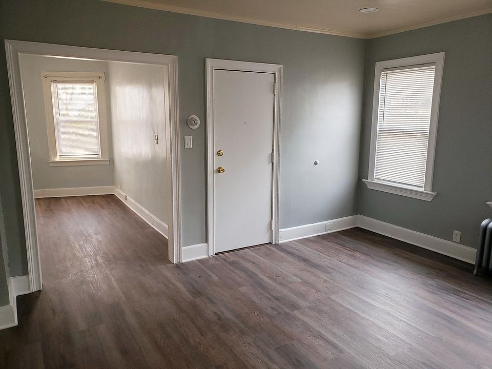 Apartment entrance into Dining Room
