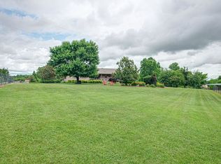 629 Southerland Rd, Dickson, TN 37055