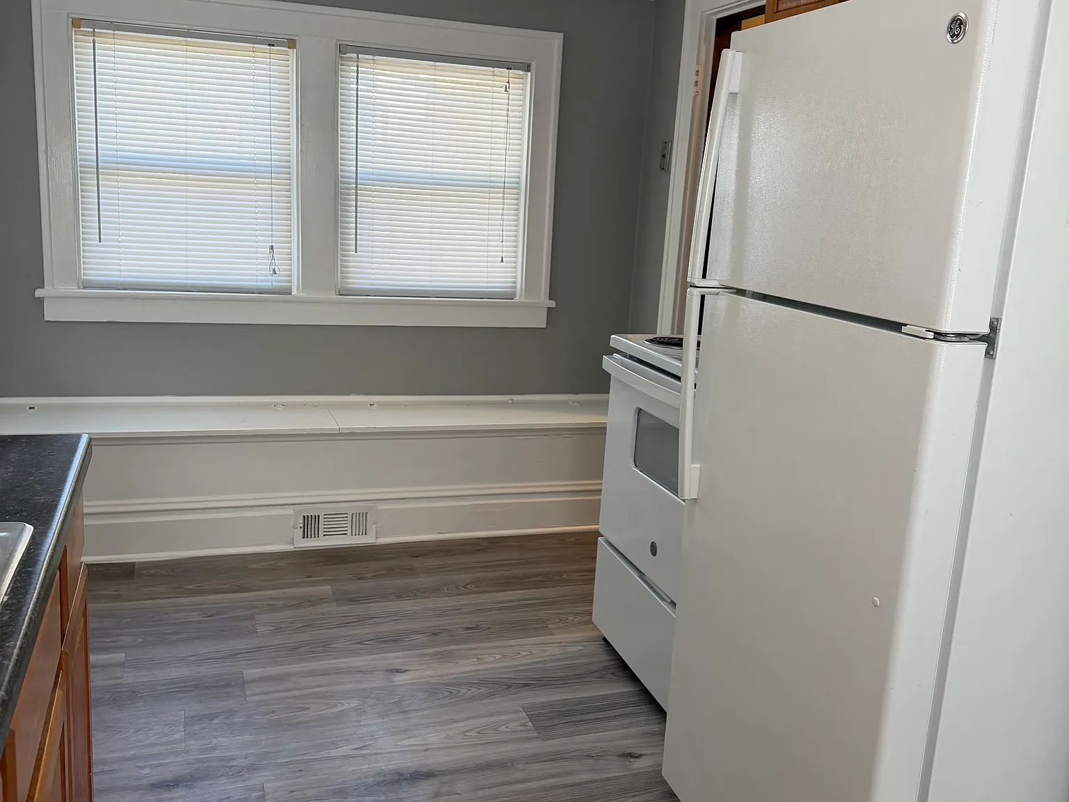 2 bed, 800 sqft, $1,395 — Photo 3