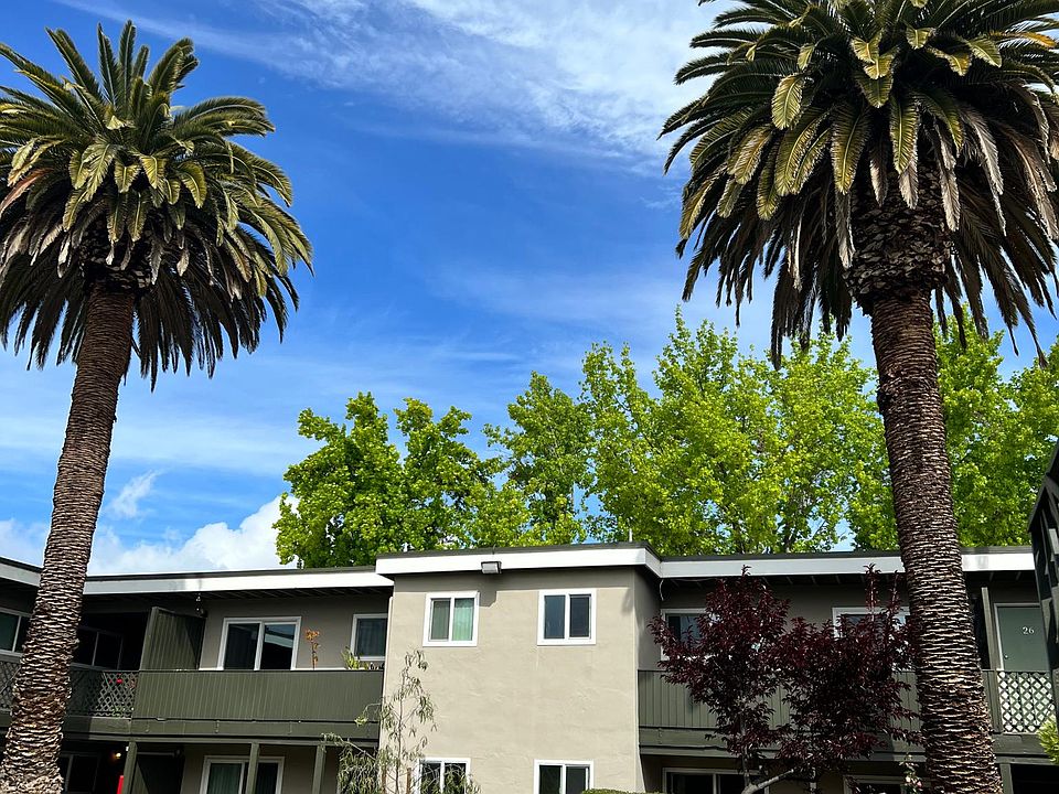 1st image of 2727 Midtown Ct #27