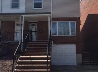 15814 65th Ave, Fresh Meadows, NY 11365